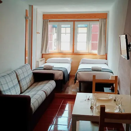 Tuyas Apartamento *